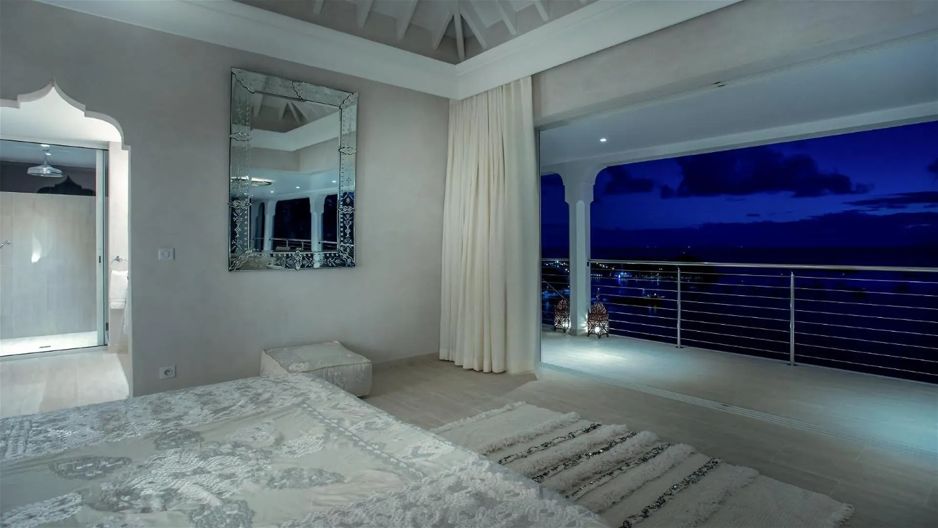 Oriental-Inspired Villa In Ideal Area St. Barthelemy Saint-Barthelemy
