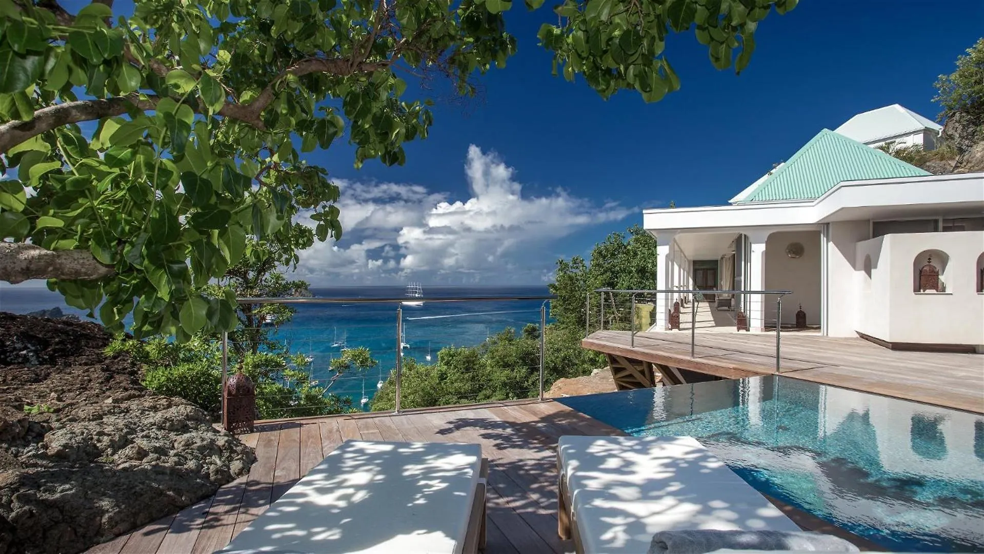 Oriental-Inspired Villa In Ideal Area St. Barthelemy