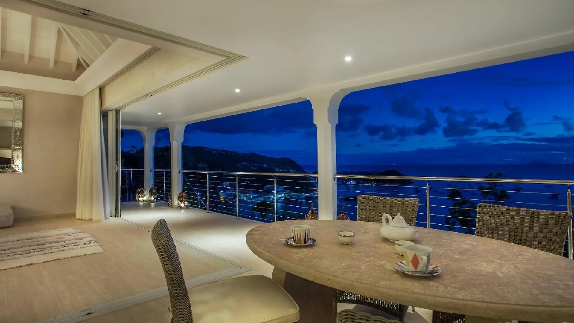 Oriental-Inspired Villa In Ideal Area St. Barthelemy