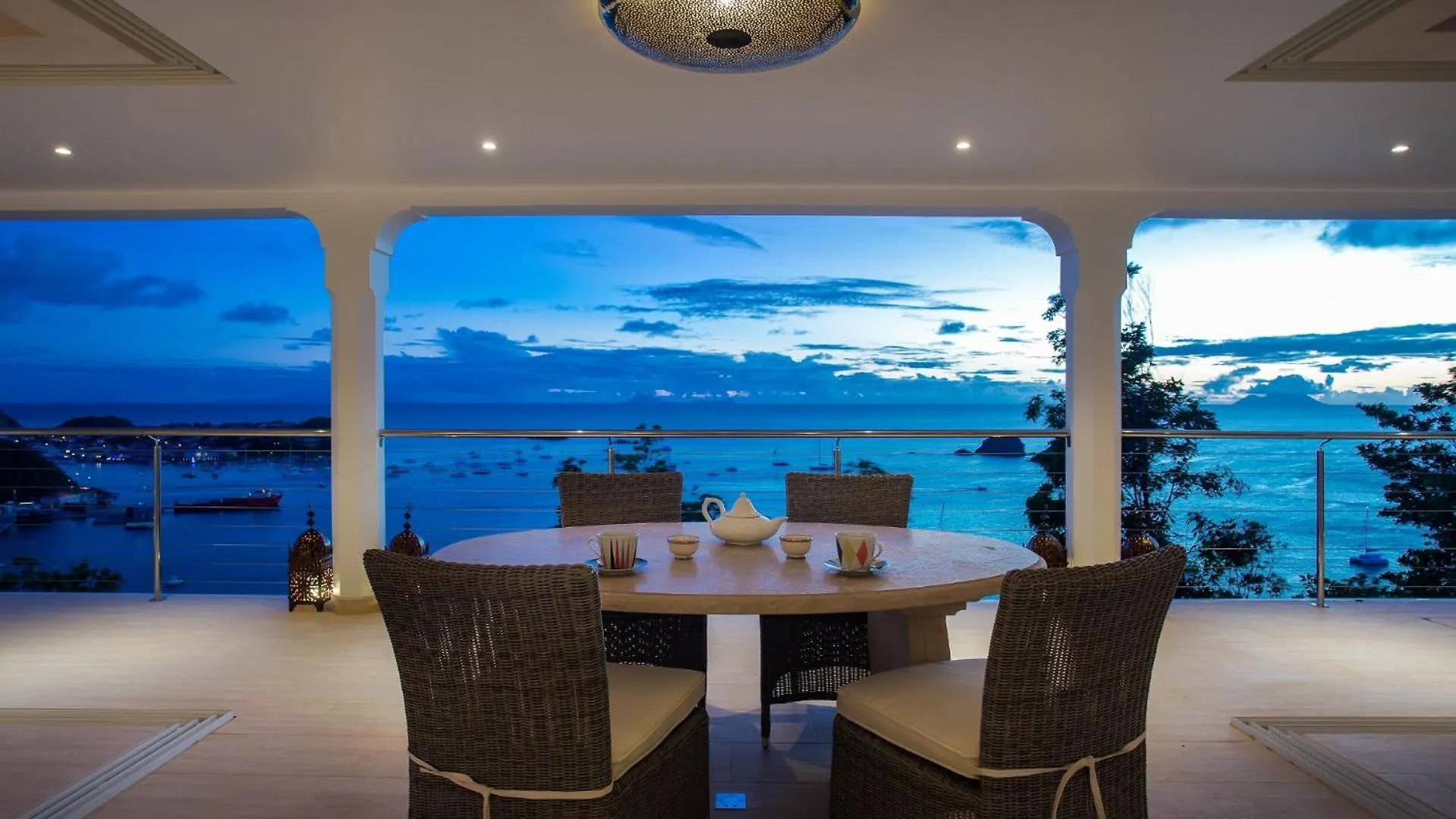 Oriental-Inspired Villa In Ideal Area St. Barthelemy
