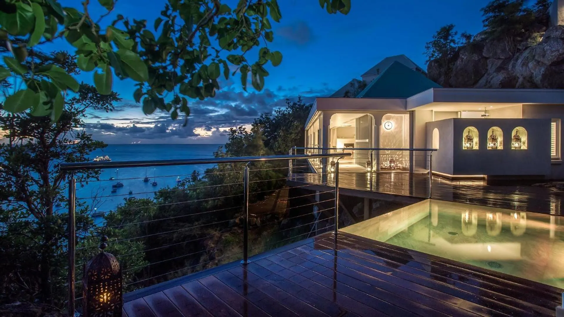 Oriental-Inspired Villa In Ideal Area St. Barthelemy