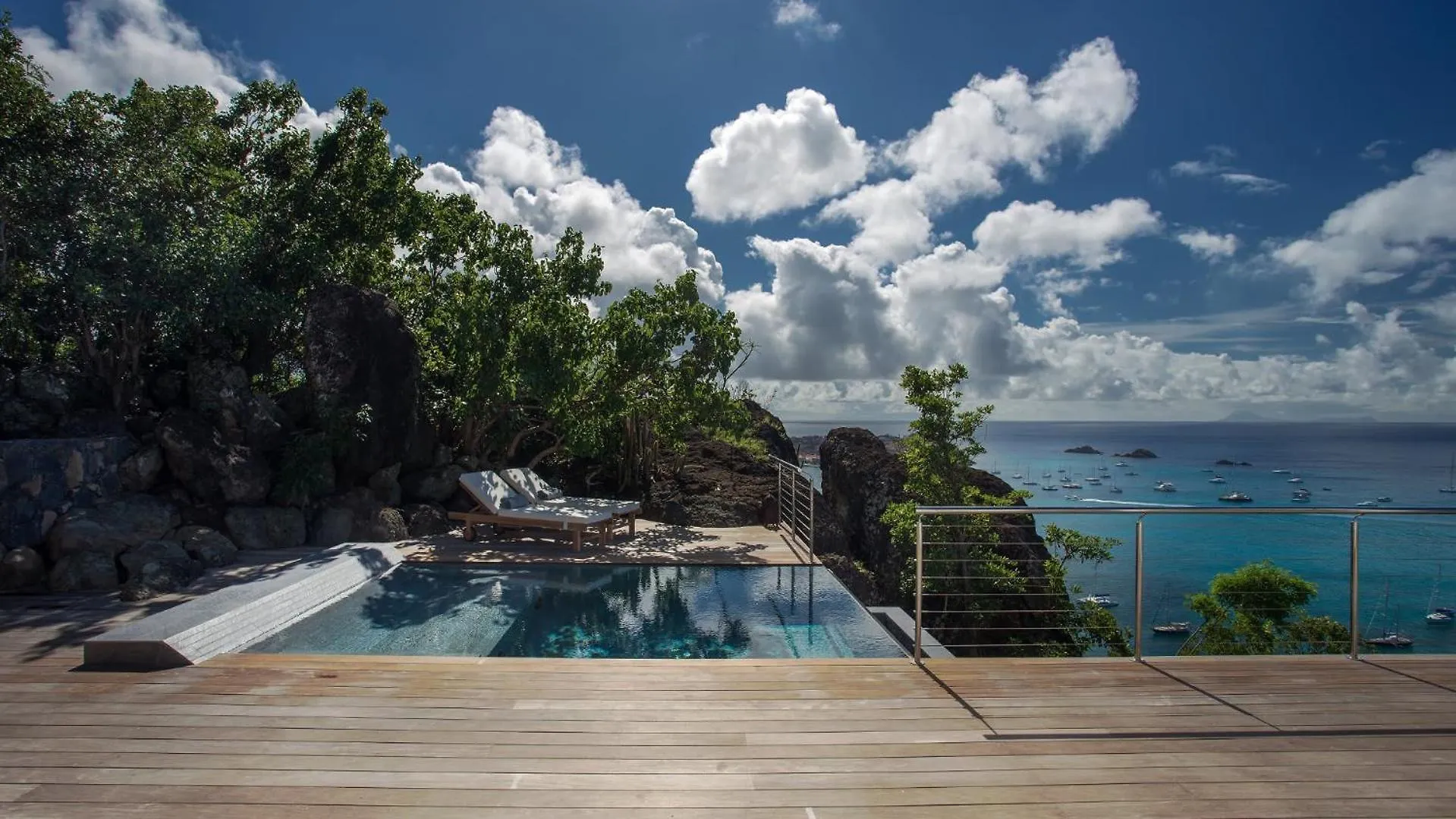 Oriental-Inspired Villa In Ideal Area St. Barthelemy