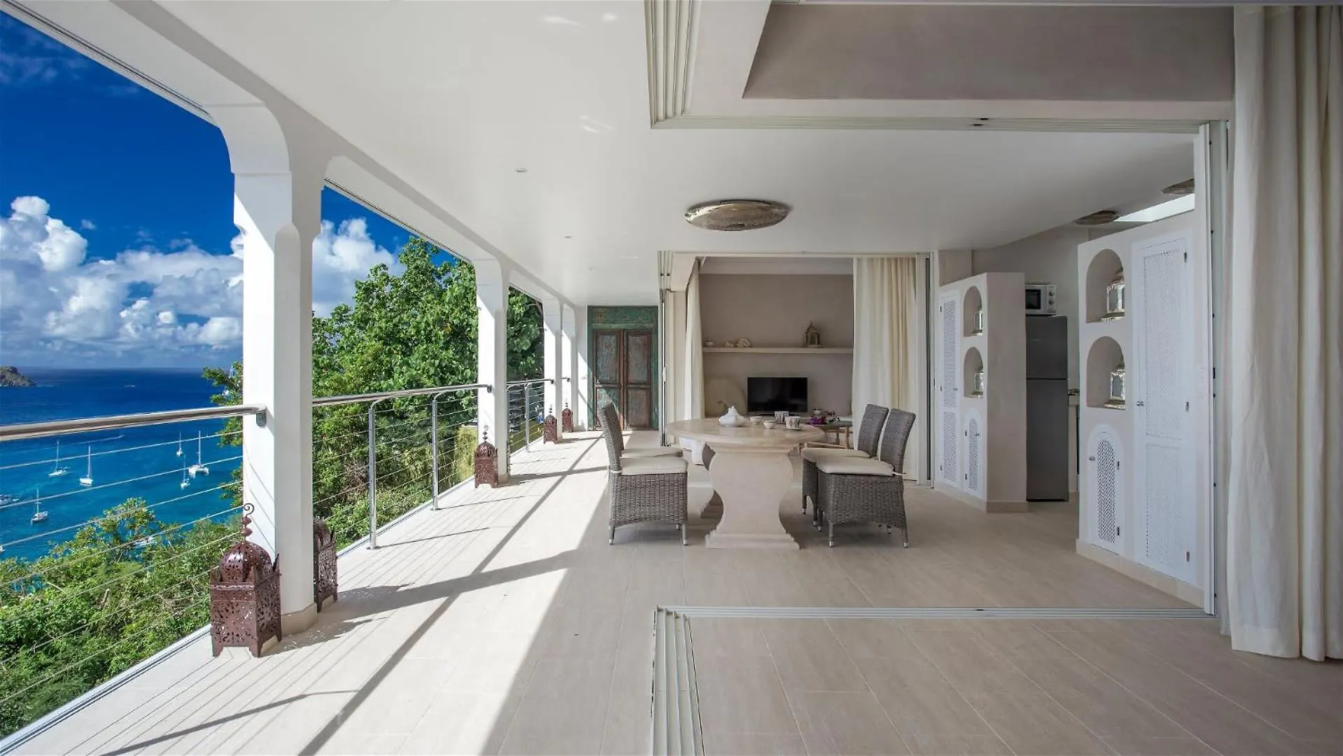 Oriental-Inspired Villa In Ideal Area St. Barthelemy